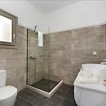 Casa Iphigenia Apartmanhotel 3*