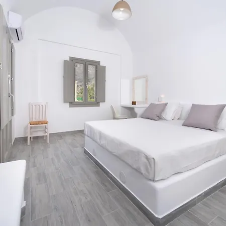 Casa Iphigenia Aparthotel