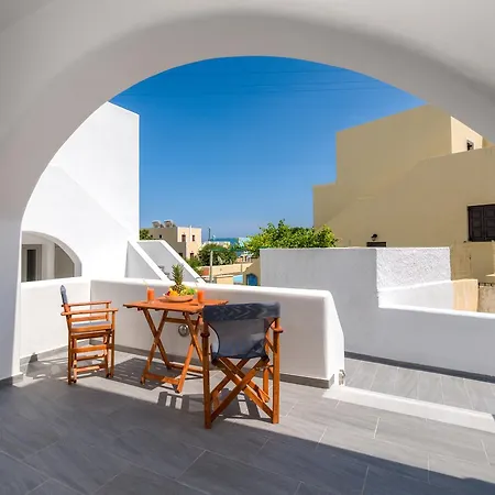Casa Iphigenia 4* Kamari (Santorini)