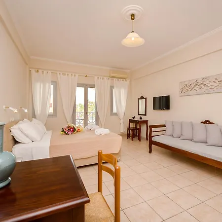 Aparthotel Casa Iphigenia 4*
