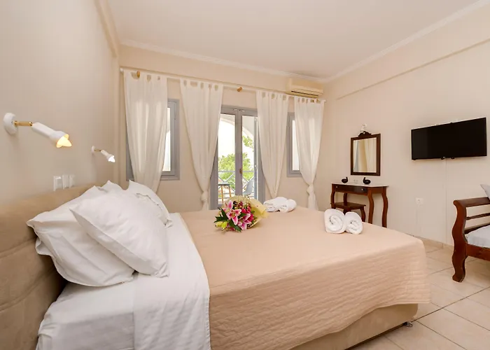 Casa Iphigenia Aparthotel