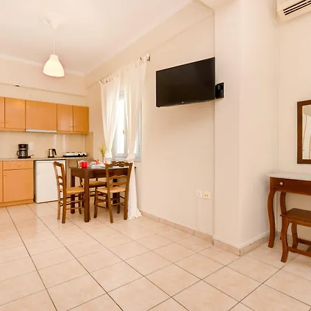 Apartahotel Casa Iphigenia Kamári